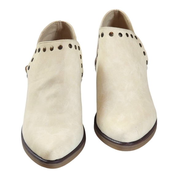 Seven Antonio Bootie 2035 White Studded Western Ankle Boots Size 9 - Picture 3 of 11